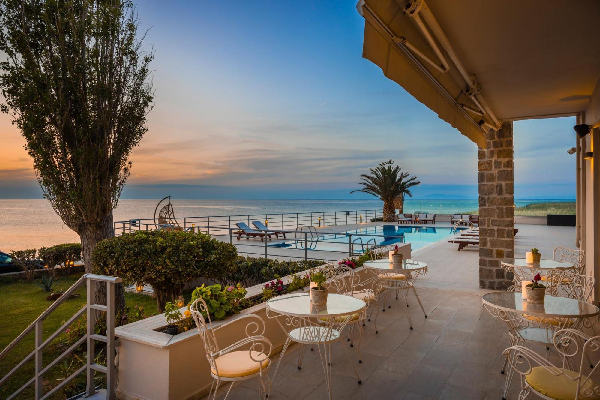 Niki Beach Hotel Kamariotissa エクステリア 写真